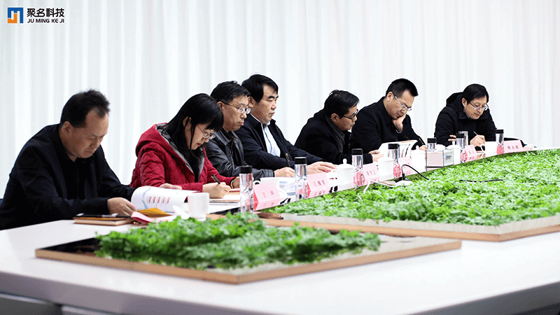 市人大常委會副主任張懷科一行走訪調研